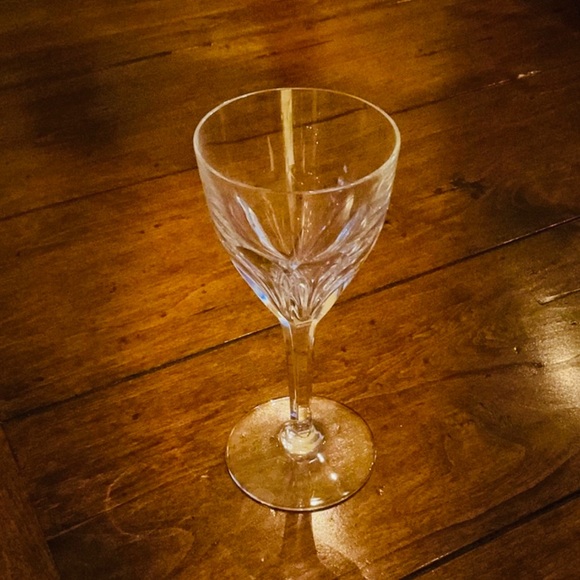 ST LOUIS BRISTOL CRYSTAL WATER GOBLET 7 7/8” HEIGHT 3 3/8” WIDTH HAVE 4 - Picture 2 of 5